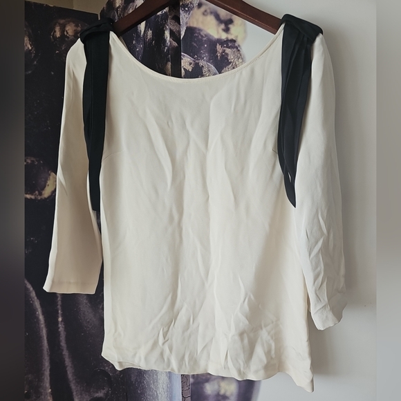 LOEFFLER RANDALL Women's Ivory w/ Black Straps Satin Charmeuse Blouse Size 4 - Picture 2 of 9